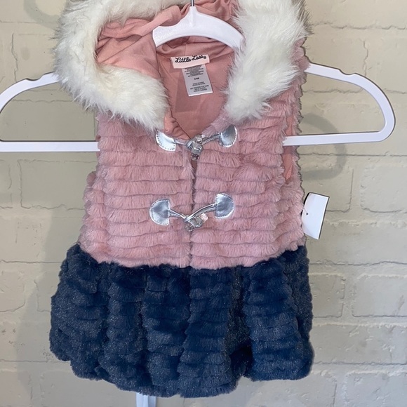 Vest baby Faux fur hooded sparkly gray pink lined‎ warm NEW 24 months old girl - Picture 2 of 6